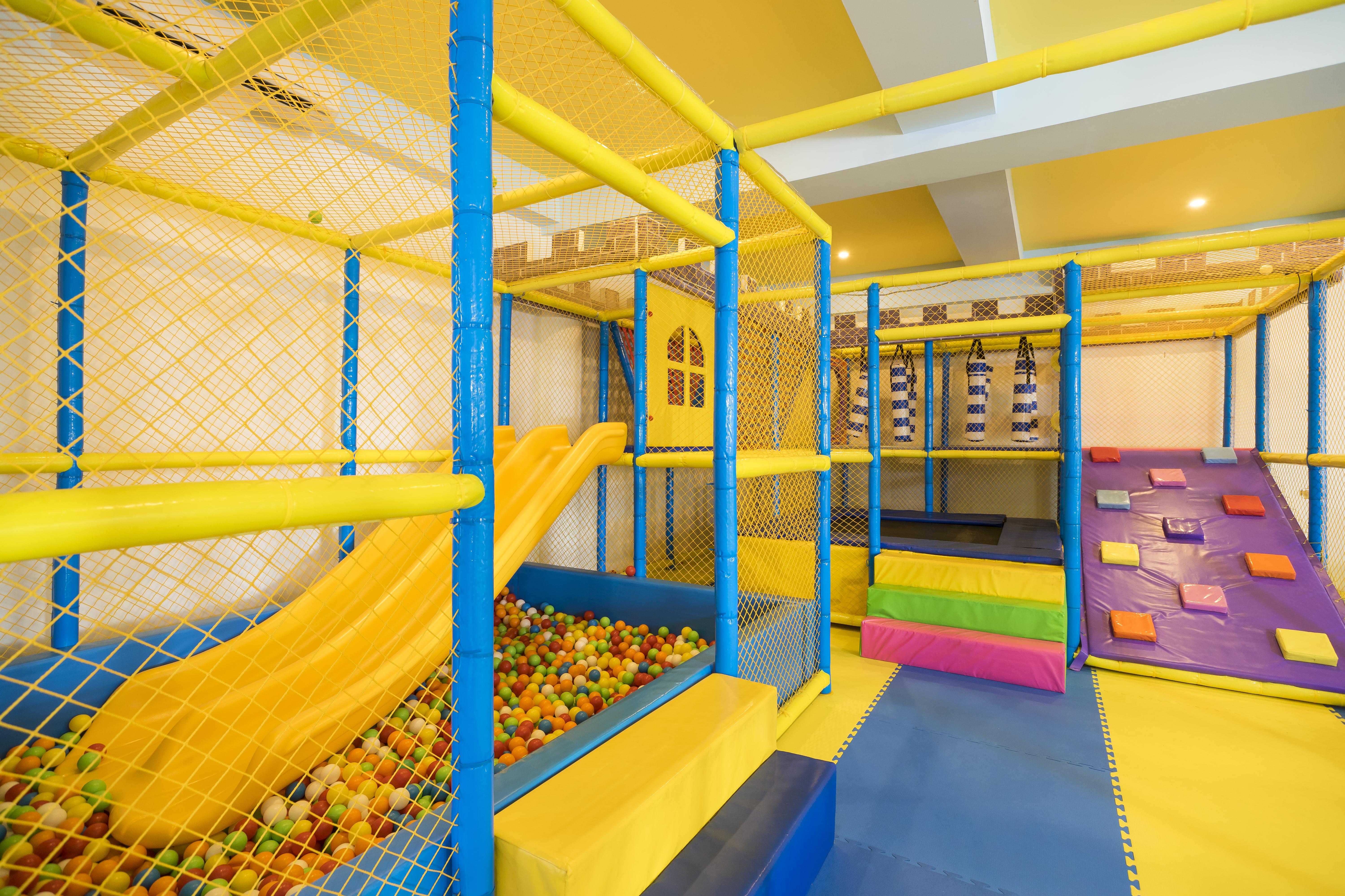 Grand Mirage Resort & Thalasso Bali Nusa Dua  Extérieur photo An indoor playground in Japan