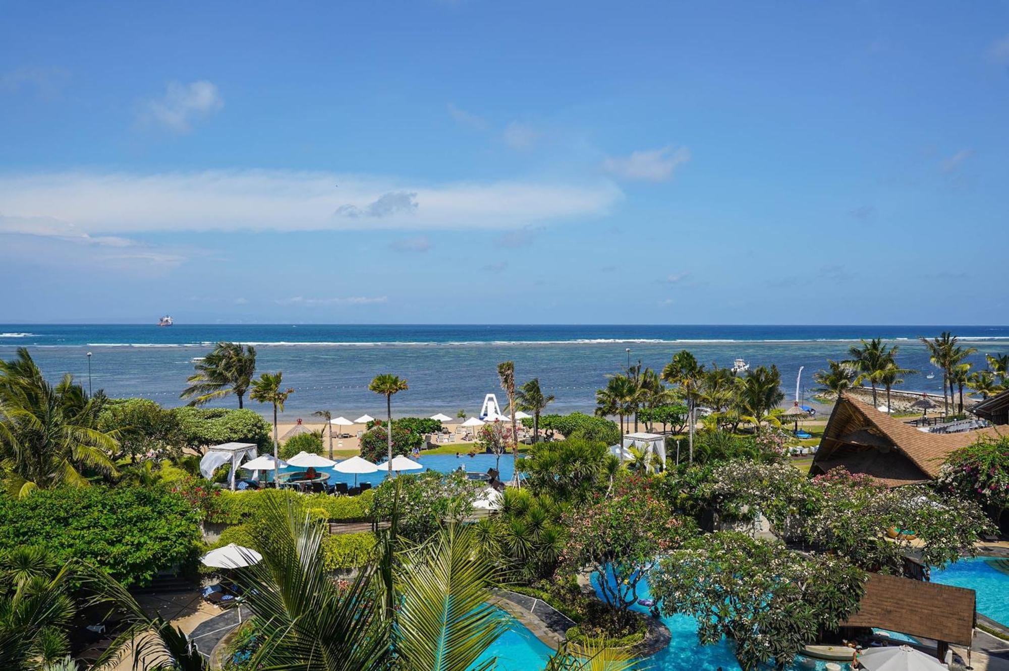 Grand Mirage Resort & Thalasso Bali Nusa Dua  Extérieur photo View of the beach at the InterContinental Resort Bali